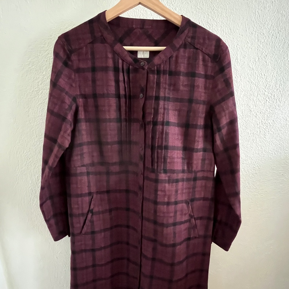Poetry Dress: Wool/Viscose Knee Length, Like New